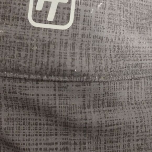 FreeTech Gray Windbreaker/Rain Coat Light Weight, With Ajustable Wrist Straps 2X - Picture 6 of 7